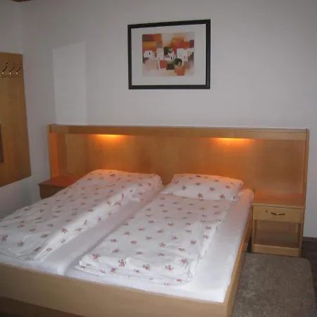 Strobl Waldfrieden Garni