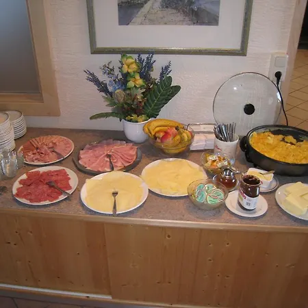 Strobl Waldfrieden Garni Penzion 3*